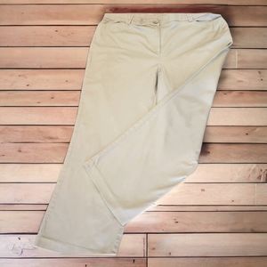 Westport 1984 Women's Cropped Capri Khaki Pants